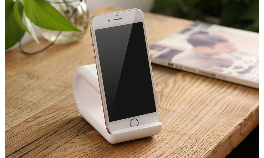 Arctic Apple Watch & iPhone Cradle
