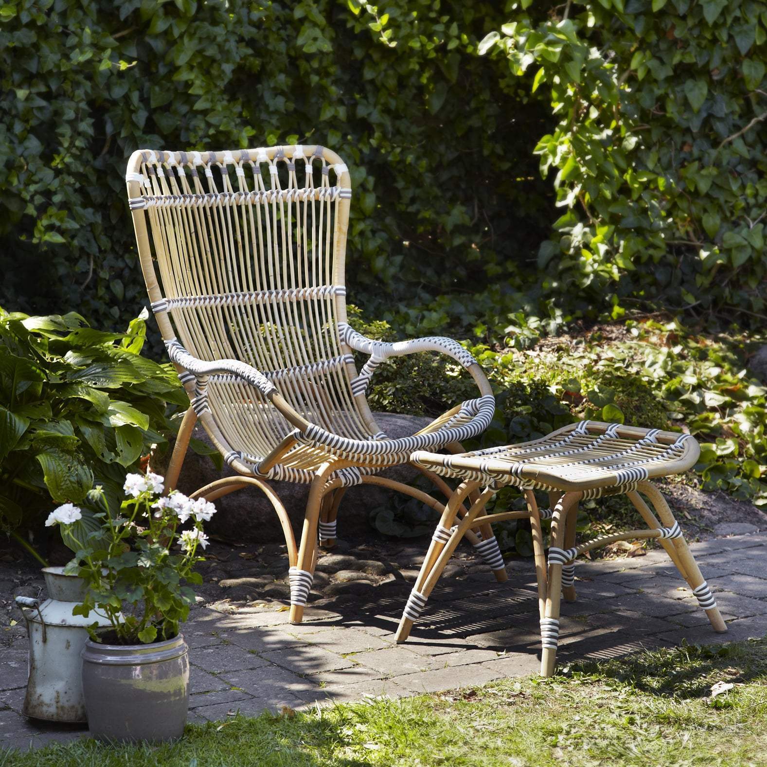 Sika Design Chantal High Back Chair - White with Cappuccino Dots