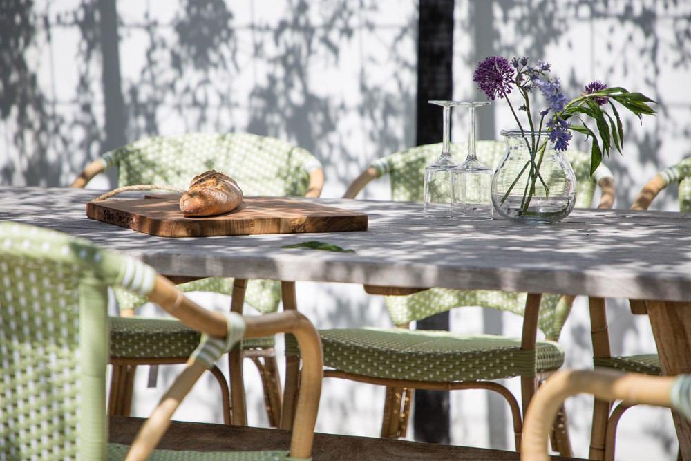 Sika Design Colonial Teak Table