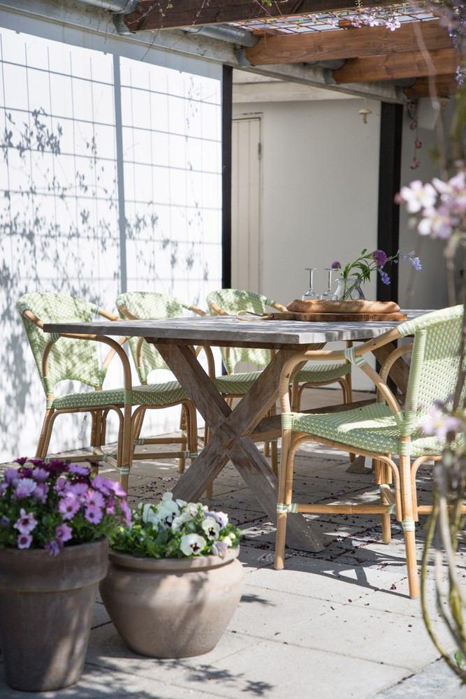 Sika Design Colonial Teak Table