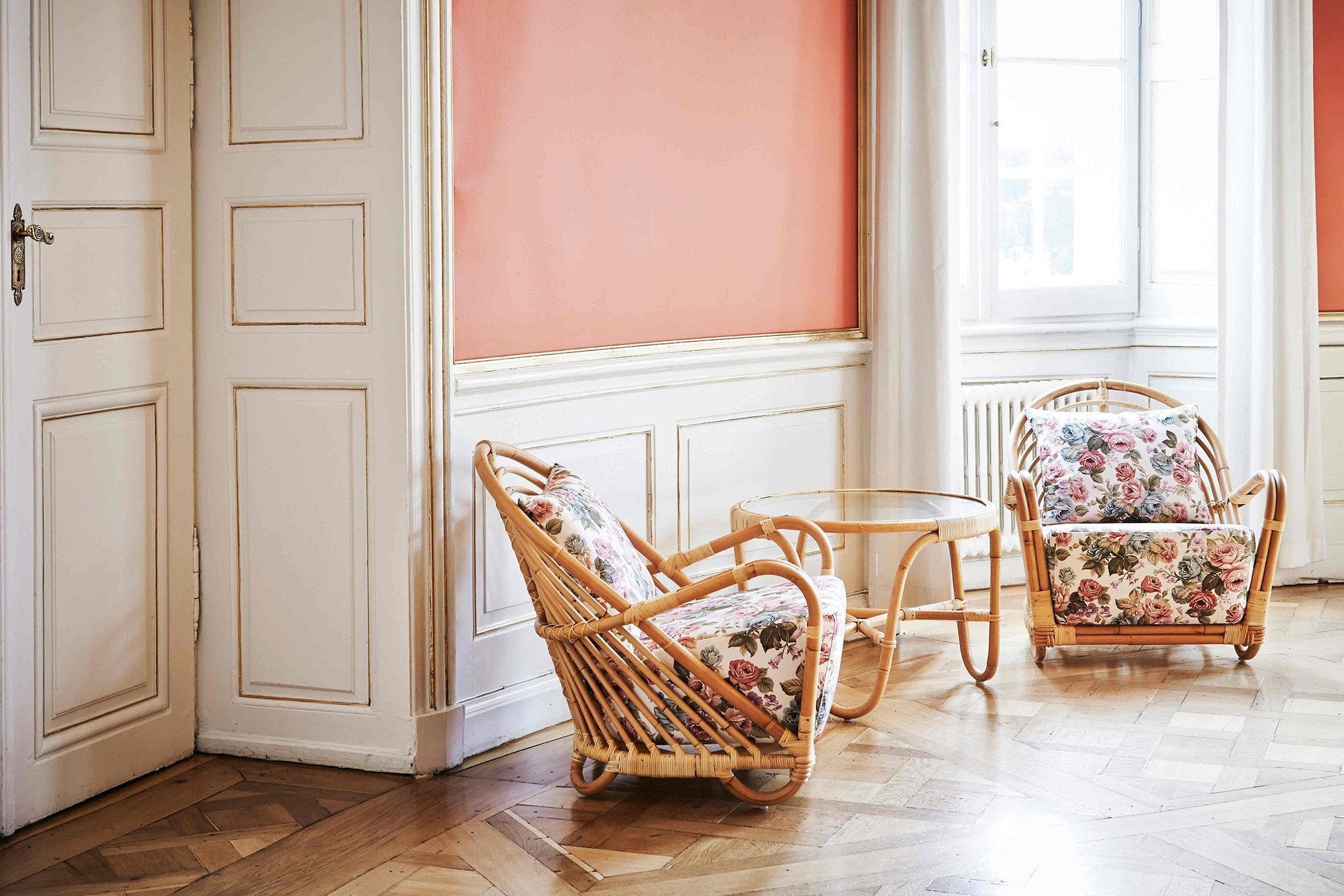 Sika Design Charlottenborg Table w/ Glass - Skin on Natural