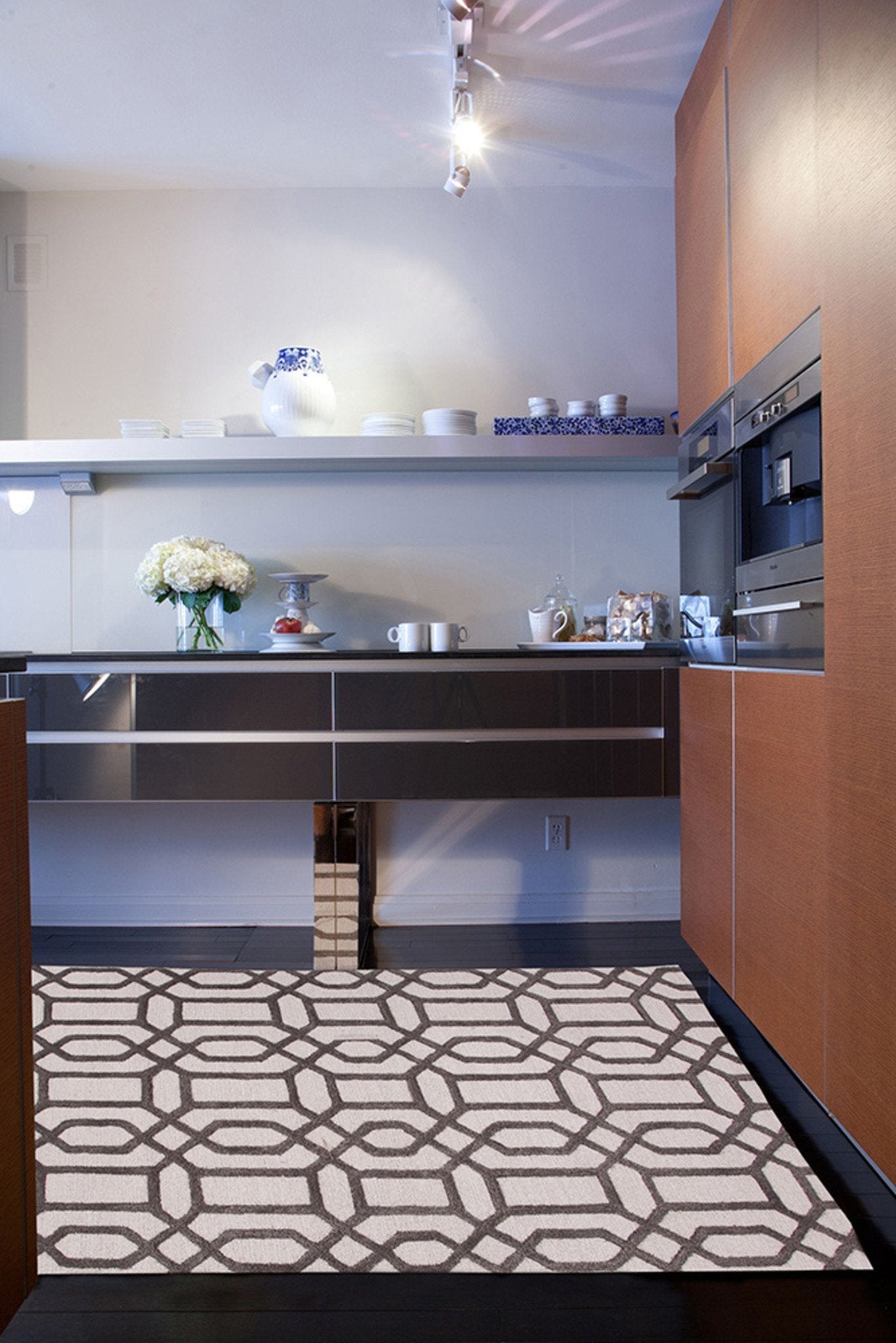 Bellevue Light Gray/Charcoal Gray