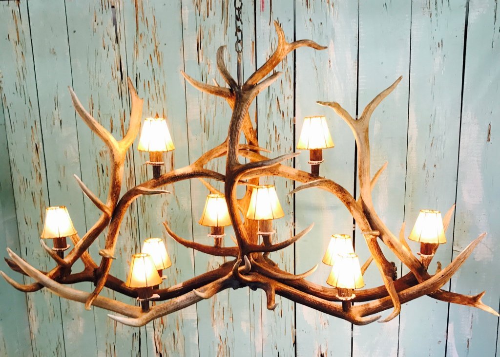 Antlerworx 10 Light Elk Crossbar Antler Chandelier (AWC-36)
