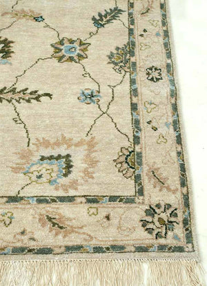 Streco Creamy White/Burnt Olive Traditional Rug