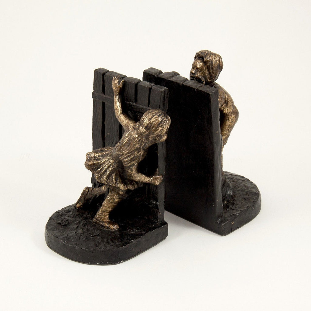 Bey-Berk Peek-A-Boo Bookends