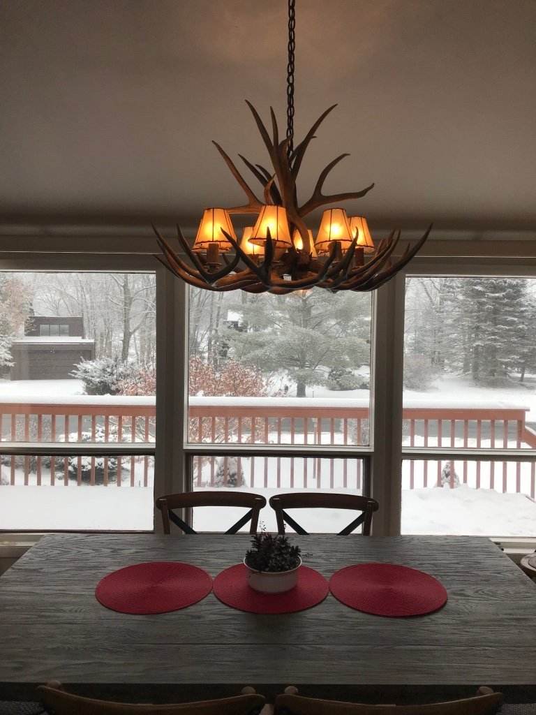 Antlerworx 8 Light Mule Deer Antler Chandelier (AWC-4)